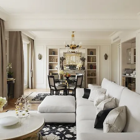 מלון Four Seasons George V 5*