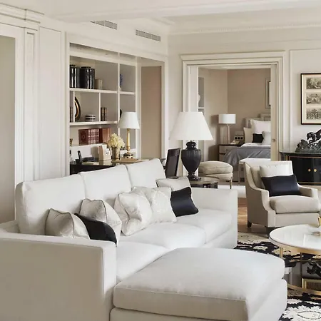 Four Seasons George V Paris