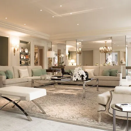 Four Seasons George V 5*