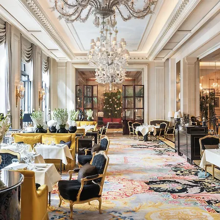 Four Seasons George V Hotel 5*