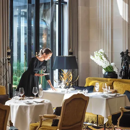 Four Seasons George V