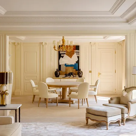 Four Seasons George V Hotel 5*
