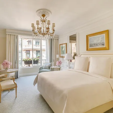 Four Seasons George V Hotel 5*