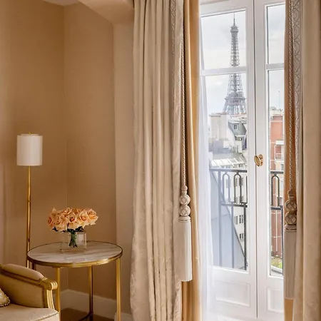 Hotel Four Seasons George V