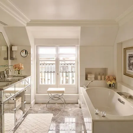 Four Seasons George V Hotel Paris