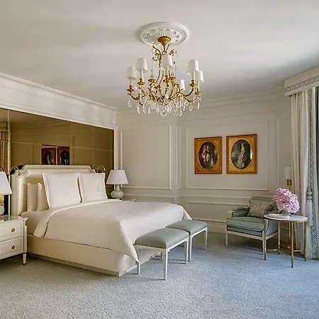 Four Seasons George V Hotel 5*