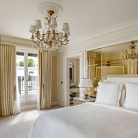 Four Seasons George V Hotel