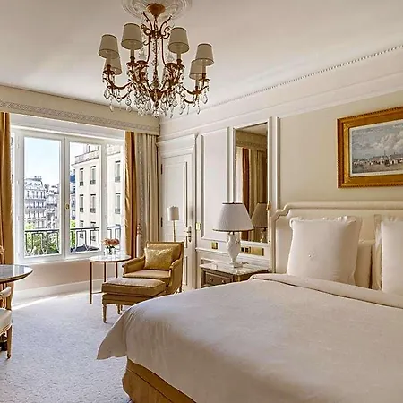 Four Seasons George V Hotel 5*