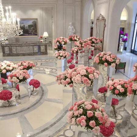 Four Seasons George V Hotel 5*