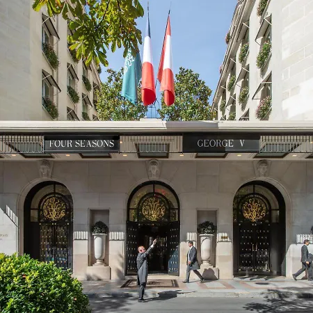 Four Seasons George V 5* Paris