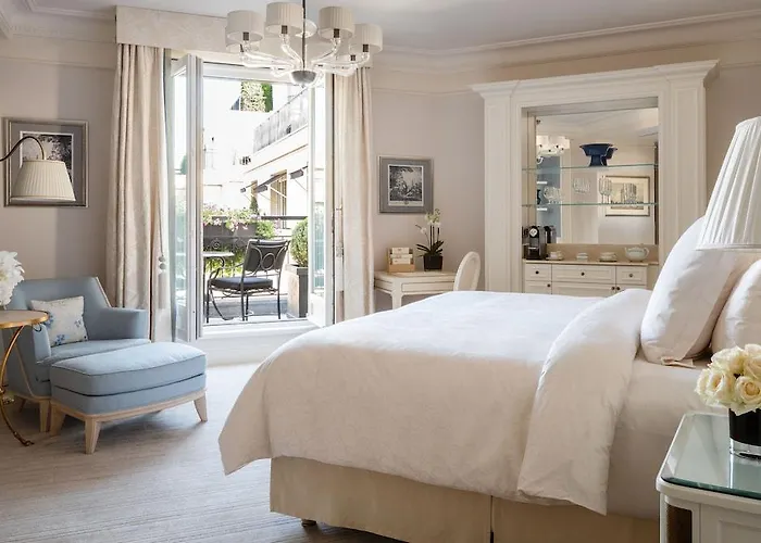 Four Seasons George V מלון