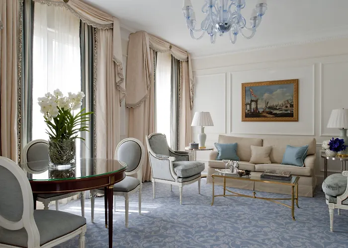 Four Seasons George V 5*