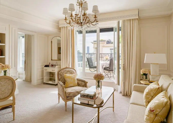 מלון Four Seasons George V פריז