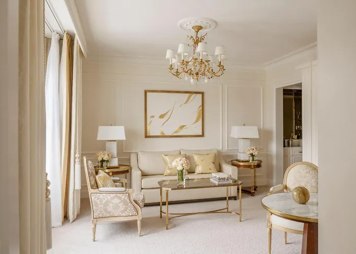 מלון Four Seasons George V פריז