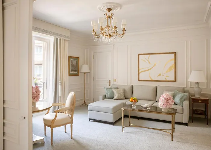 Four Seasons George V 5*