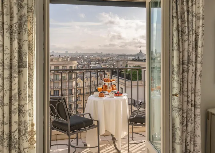 מלון Four Seasons George V