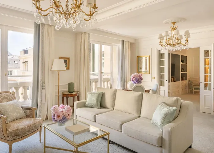 Four Seasons George V מלון פריז