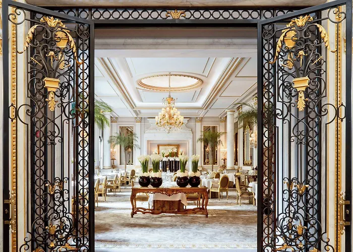 Four Seasons George V מלון פריז