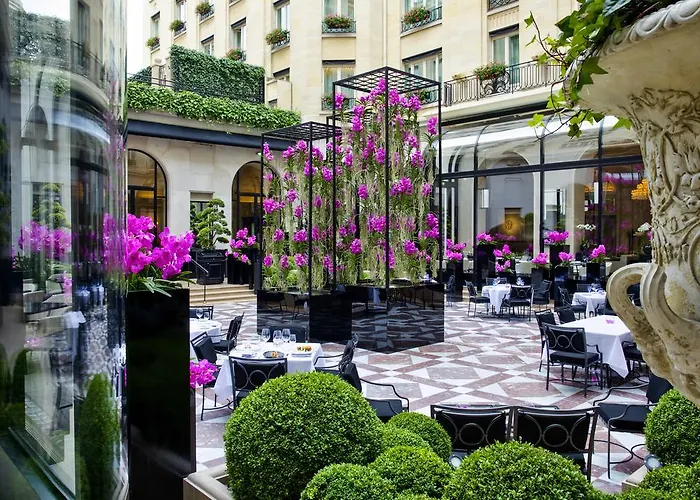 מלון Four Seasons George V פריז