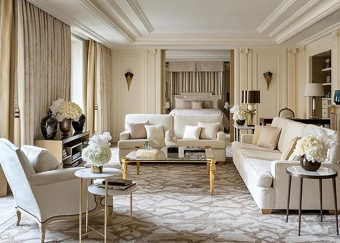 Four Seasons George V מלון