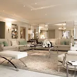 Four Seasons George V 5*