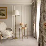 Four Seasons George V Hotel
