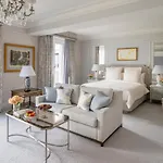 Four Seasons George V