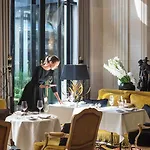 Four Seasons George V