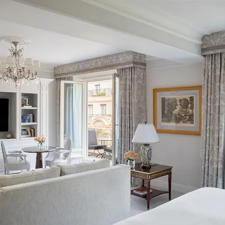 Отель Four Seasons George V