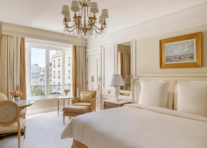 Four Seasons George V 5* Párizs