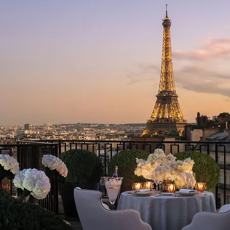 Hotel Four Seasons George V 5*