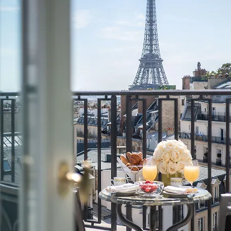 Four Seasons George V Hotel 5*